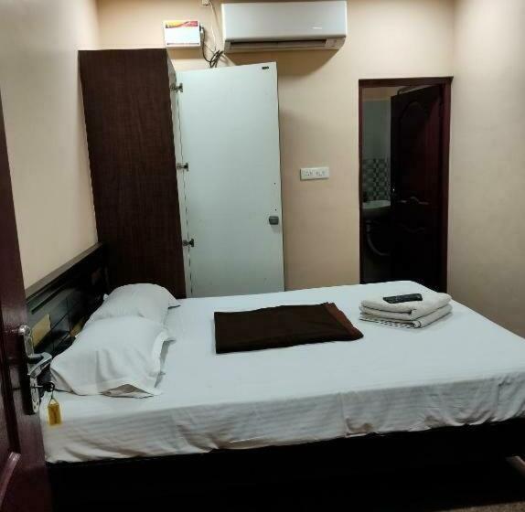 Dream Stay Guest House بونديتْشيري المظهر الخارجي الصورة
